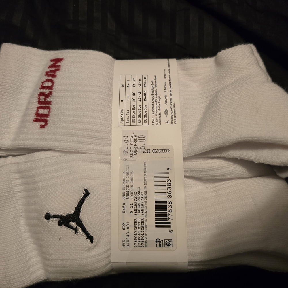 Jordan White Cushioned Crew Socks - 6 Pack - Picture 2 of 3